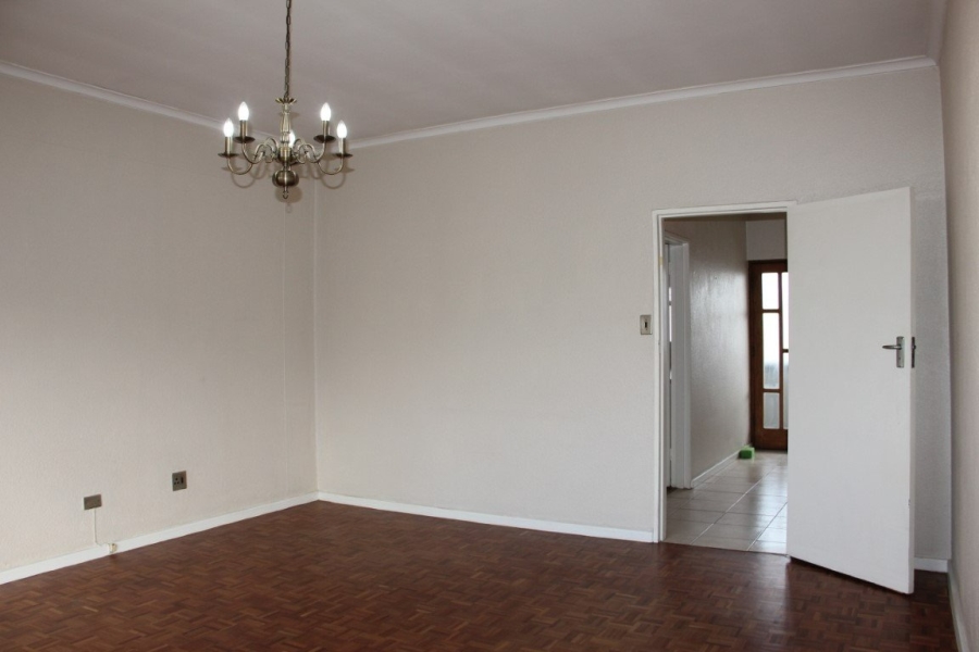 To Let 2 Bedroom Property for Rent in Somerset West Western Cape